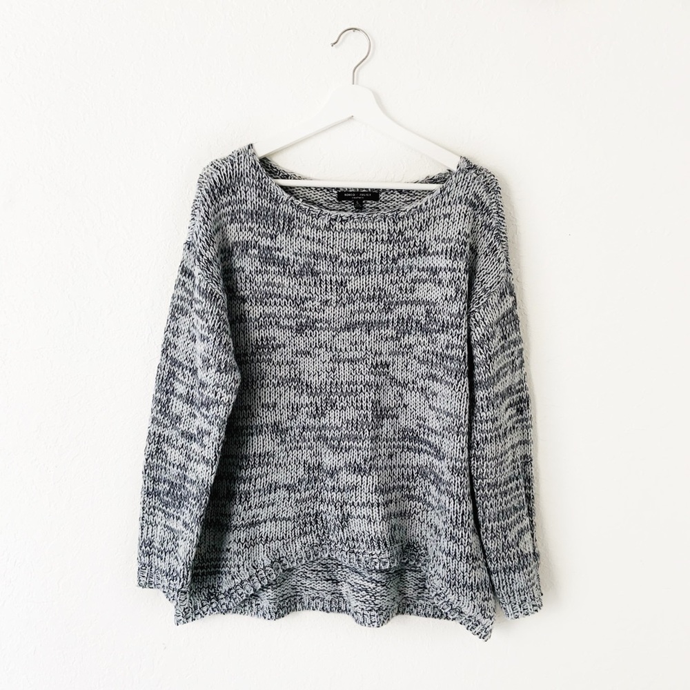 Romeo + Juliet Couture High Low Black White Knit Sweater Large